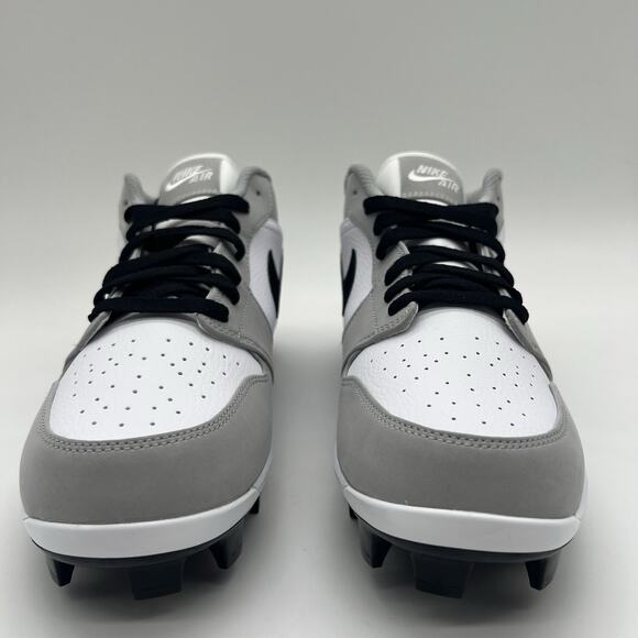 Mens Size 9.5 Nike Jordan 1 Retro MCS Low Grey White Baseball Cleats CJ8524 012 - Picture 3 of 7